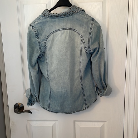 Harley Davidson button up - Picture 3 of 3